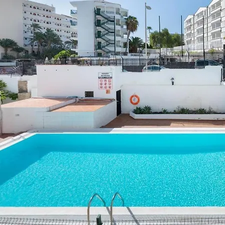 Tirma - 1 Bedroom Close To Beach And Yumbo Centre *